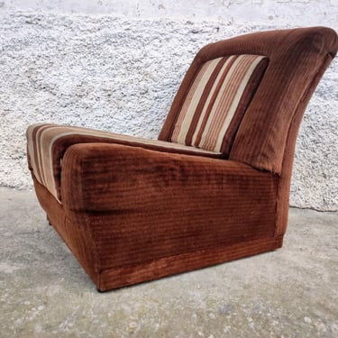 Vintage Velvet Armchair / Retro Velver Armchair/ Lounge Armchair/ Mid Century Sofa/ Brown Velvet Chair/ Coctail Armchair/ Yugoslavia / 70s 