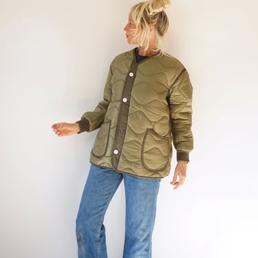 Vintage Military Quilted Liner Jacket White Buttons Oversized | Green Quilt Cotton Army Liner Coat | Military Puffer Coat Bomber | S 