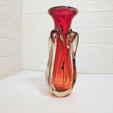 Vintage Glass Vase / Retro Red Flower Vase/ Red Vase / Vintage Home Decor / 80s / Retro Bouqet Vase / Kitchen Decor/ Mid Century /Yugoslavia 