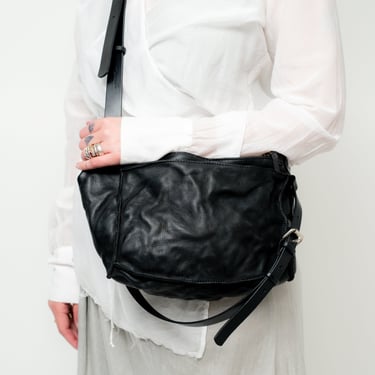 Rui Black Shoulder Bag