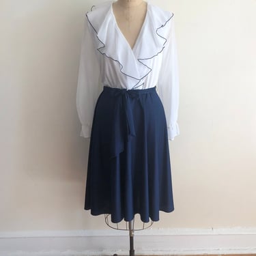 White and Navy Midi-Dress with Ruffle Collar - 1970s 
