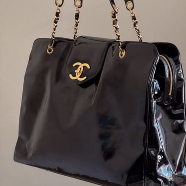 Vintage 90's CHANEL XL Super Model CC Turnlock Logo Black Patent Leather Shoulder Bag Tote Travel Carryall Weekender 