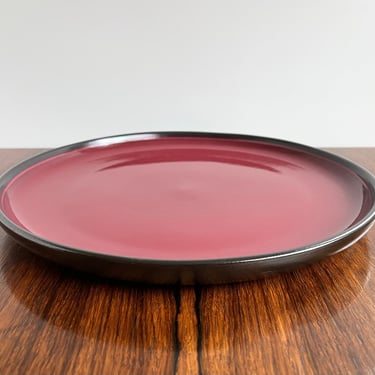 Heath Ceramics Large Chop Plate in Red Raspberry Glaze 