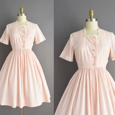 vintage 1950s dress | Adorable Pastel Pink Short Sleeve Full Skirt Cotton Shirt Dress | Large | 50s vintage dress 