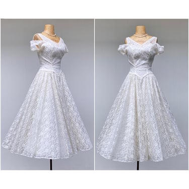 Vintage 1950s Ivory Floral Lace Wedding Dress, Off-White Cold Shoulder, Princess Bodice Full Skirt Bridal Gown, Small 34