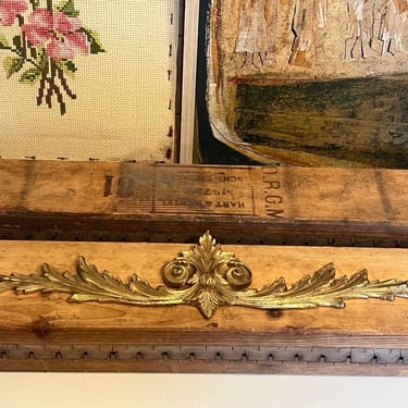 Free shipping within continental US - Antique Brass Pediment Center Mount Garlands Cabinet Frame Mount 