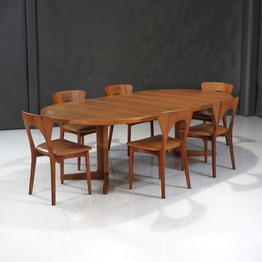 Mid Century Danish Teak Dining Set 6 Chairs and Table w/ Leaves 