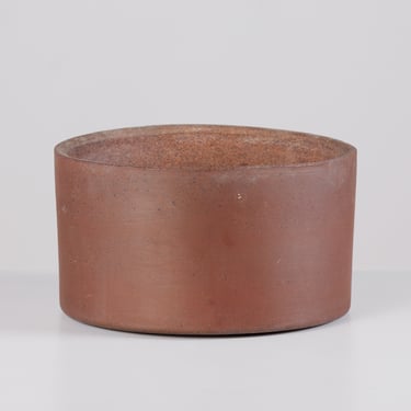 Lagardo Tackett Low Cylindrical Glazed Stoneware Planter for Architectural Pottery 