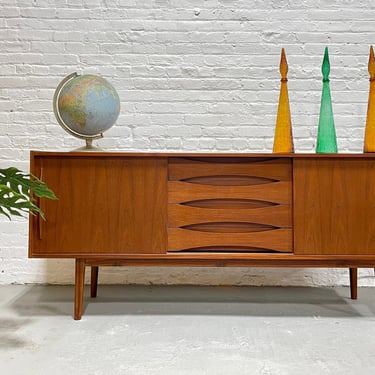 LONG Mid Century MODERN styled Teak CREDENZA / Sideboard / Media Stand 