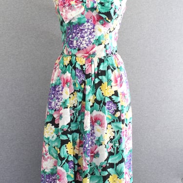 1980s - Sundress - Cotton - Floral - by Lanz - Estimated size 8/10 - Medium 