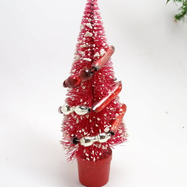 Vintage 1950's Red Sisal Bottle Brush Christmas Tree with Glass Beads Garland, Antique Decor 