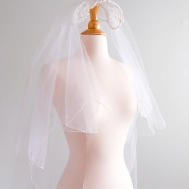 Dreamy 1960's Juliet Cap Lace &amp; Pearls Wedding Veil / OS