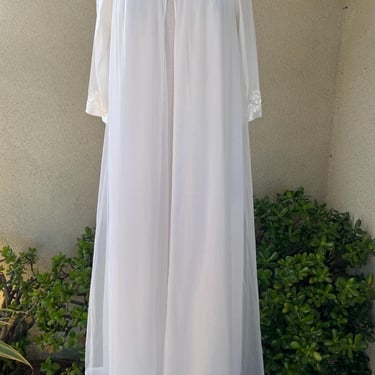 Vintage peignoir lingerie set long robe gown chiffon white nylon sz S/M Gossard Artemis. 