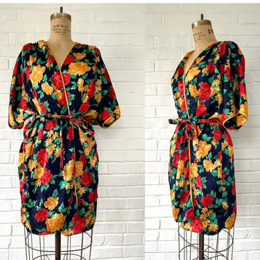 1980's M/L Vibrant Floral Glossy Robe 