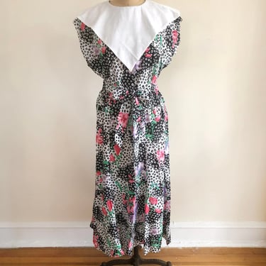 Floral Print Dress with White Bib Collar - 1980s 