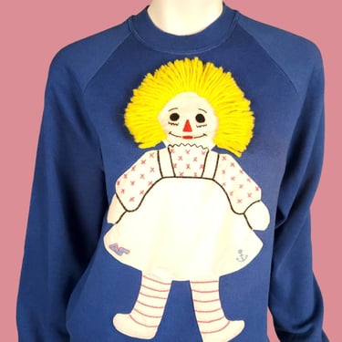 80s raggedy doll sweatshirt. Vintage handmade Delta Gamma blue pullover. DeeGee unique DG. Crewel stitch embroidery yellow yarn hair. (S-L) 