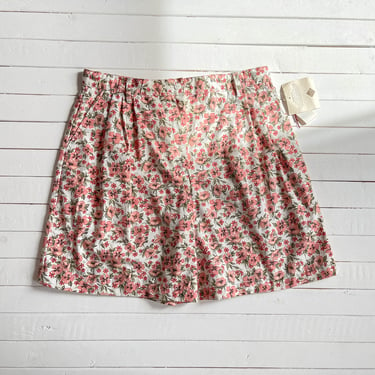 high waisted shorts | 80s 90s plus size vintage white coral salmon pink orange floral cotton pleated shorts 