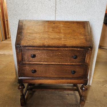 Small Vintage Quartersawn Oak Secretary Desk 29.25 x 38.25 x 16