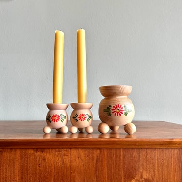 Vintage Swedish folk art candleholder set of 3 / handmade natural wood candlestick holders / Scandinavian holiday decor 