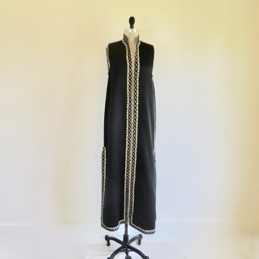 Vintage 1970's Ethnic Black Knit Long Maxi Sleeveless Kaftan Caftan Gold Braid Trim Mod Summer Resort Loungewear Size Medium 