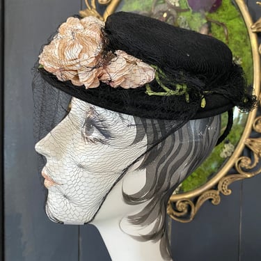 1940s hat, black wool, millinery flowers, vintage 40s hat, tilt style, head ring, floral hat, film noir style, hat with veil, antique 