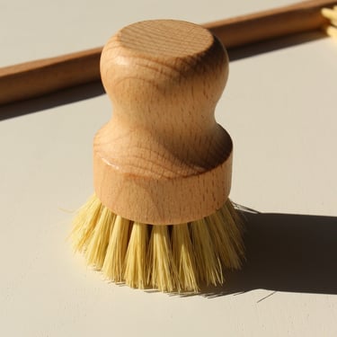 Wooden Pot & Pan Scrubbing Brush