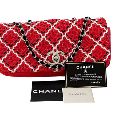 Vintage CHANEL Large CC Logos Red Linen Raffia Straw Shoulder