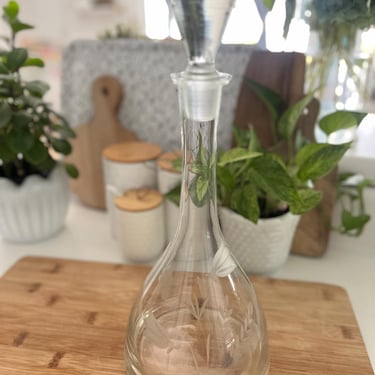 Vintage Crystal Cut Floral Liquor/Wine Decanter 