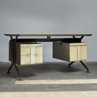 BBPR Arco Desk for Olivetti