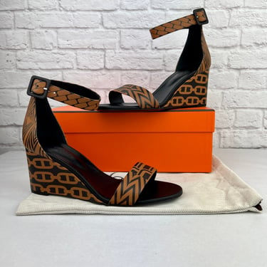 Hermes Calfskin Printed Acapulco Wedge Sandals, Size 39.5, Brown