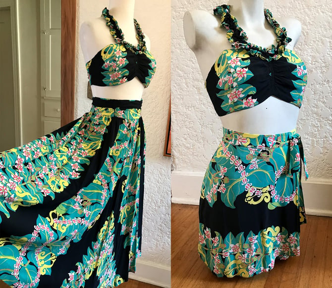 Awesome Four Piece 1940's "Kamehameha" Vintage Hawaiian Dress Romper set in Cold Rayon Tropical Print  Size Small 