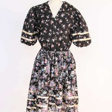 1970s Shirtwaist Dress Dark Floral Cotton Full Skirt L / XL 