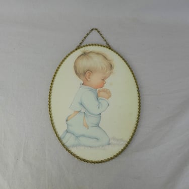60s Little Boy Praying Framed Oval Print - Very Basic Gold Chain Frame with Glass - Vintage 1960s - a little over 8" x 11" 