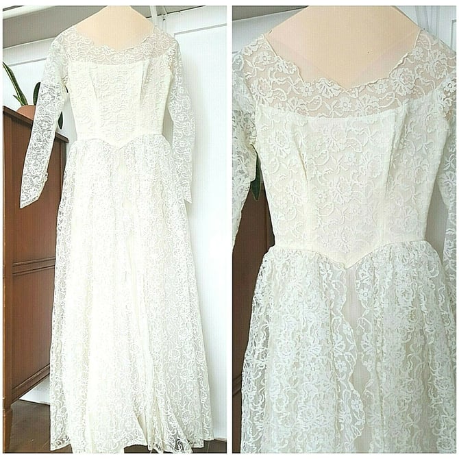 Vintage 50s Lace Wedding Dress Size Small Tulle Sheer Off White Gown Glam