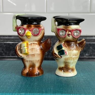 Vintage Lefton Owl Salt & Pepper Shakers, Kitsch Anthropomorphic Rhinestone Owls, Lefton Graduation Shakers, Cap, Diploma, Glasses 