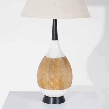 Textured Ceramic Lamp 