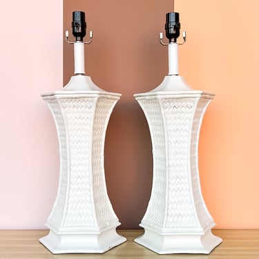 Pair of Lattice Love Lamps