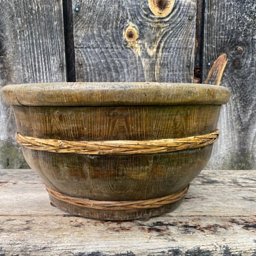 Large Wooden Bowl — Large Bowl — Wooden Bowl Large — Wood Bowl — Big Bowl — Vintage Wooden Bowl — Large Serving Bowl — Wooden Serving Bowl 
