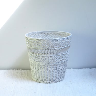 Vintage White Wicker Basket Woven Wicker Wastepaper Basket Boho Waste basket Trash Can Wicker Garbage Can 