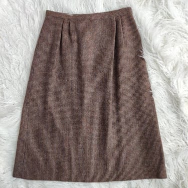 Vintage 70s Brown Plaid Wool Skirt // A line Pleated 