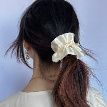 Garter Scrunchie