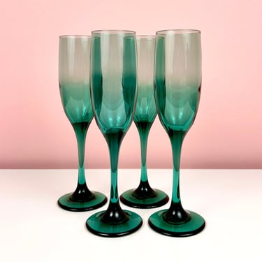 Set of 4 (or 8) Green Champagne Flutes 
