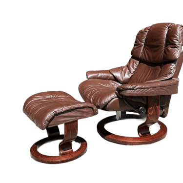 J E Ekornes Stressless Lounge Chair and Ottoman