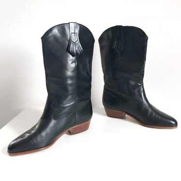Vintage 1970s ‘80s mid calf boots | butter soft black leather boots, Fits ladies approximate 6M 