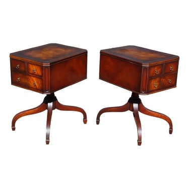 Vintage Pair Weiman Federal Regency Mahogany Leather Top End Tables Nightstands