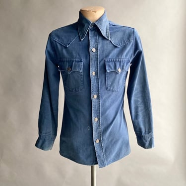 Vintage Western Levis Denim Shirt / Levis Denim Button Down Shirt / USA Made Heavy Denim Shirt / Western Denim Shirt Menswear Small 