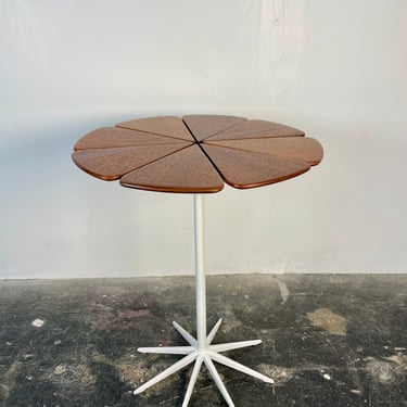 Petal Side Table designed by Richard Shultz for Knoll