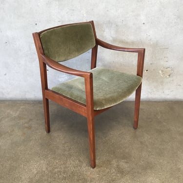 Mid Century Solid Walnut Chair by Gunlocke