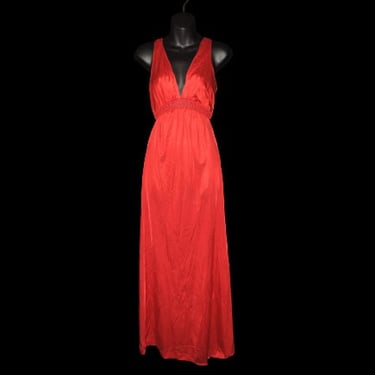 Vanity Fair red nightgown 1960s nylon goddess gown medium 