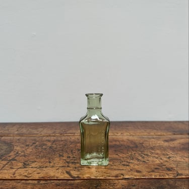 Eau de Vie Glass Bud Vase